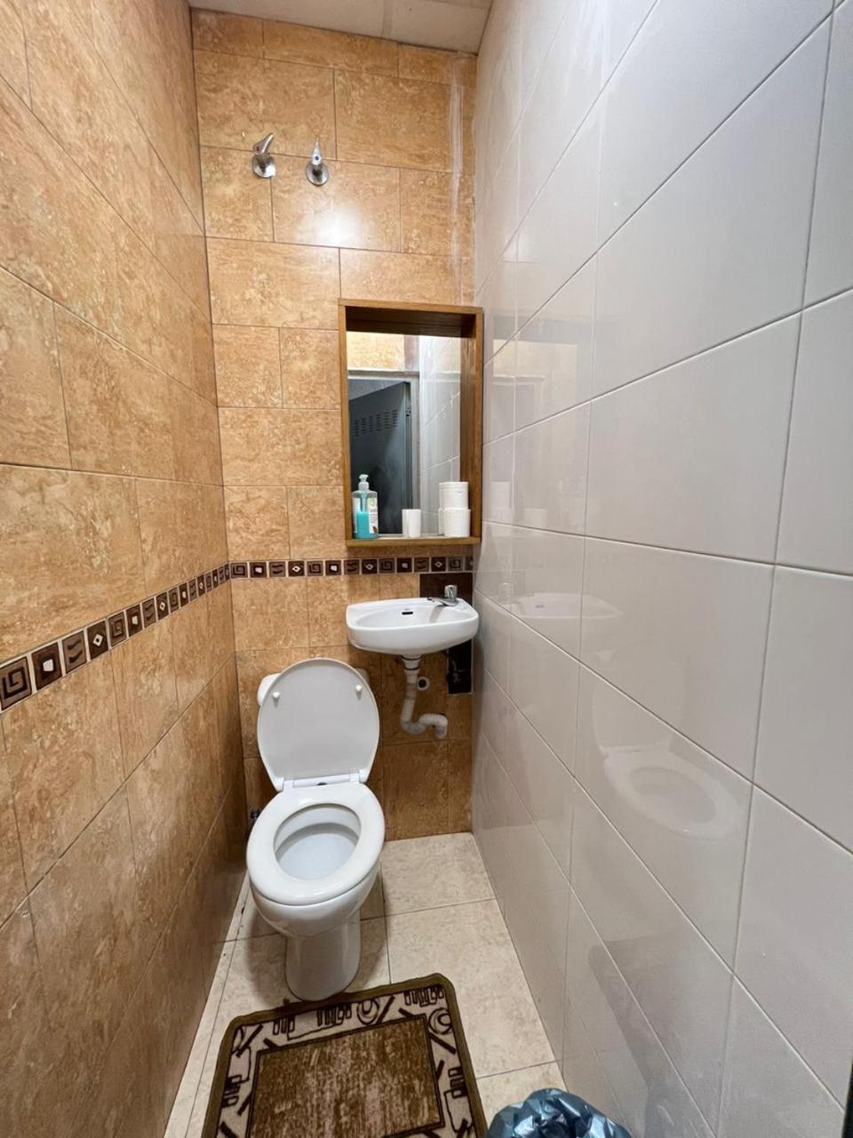 Hostal Milan Аліканте Екстер'єр фото